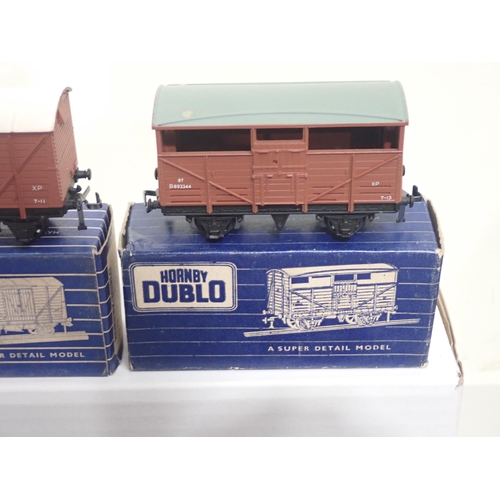 1279 - Ten boxed Hornby Dublo 3-rail Wagons comprising SD6 WR Refrigerator Van, SD6 Ventilated Van, SD6 Cat... 