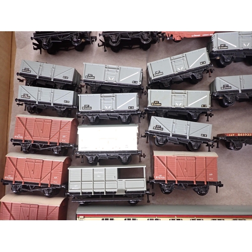 1291 - Thirty seven unboxed Hornby Dublo 2-rail Wagons, some with scale wheels, VG-Ex