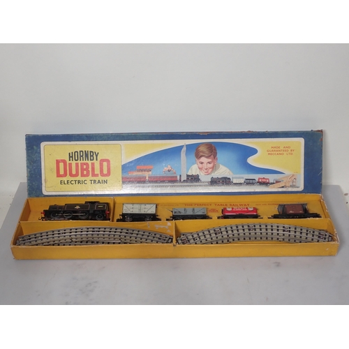 1296 - A Hornby Dublo EDG17 0-6-2 Goods Set in long box