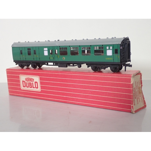 1297 - Six boxed Hornby Dublo Coaches including 4050, 4054, 4055 Corridor Coaches, 4078 Sleeping Car, 4081 ... 