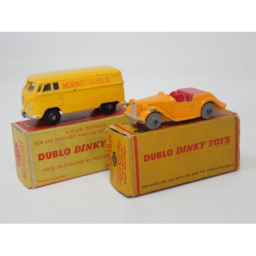 1305 - A boxed Dublo Dinky Toys 062 Singer Roadster and a boxed 071 Volkswagen Delivery Van