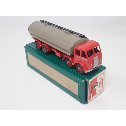 1309 - A boxed Dinky Toys No.504 Foden 14-ton Tanker with beige body and red cab