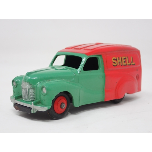 1323 - A boxed Dinky Toys No.470 Austin 'Shell' Van