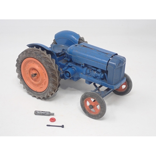 1484 - An unboxed Chad Valley Fordson Major Tractor, lacking steering wheel