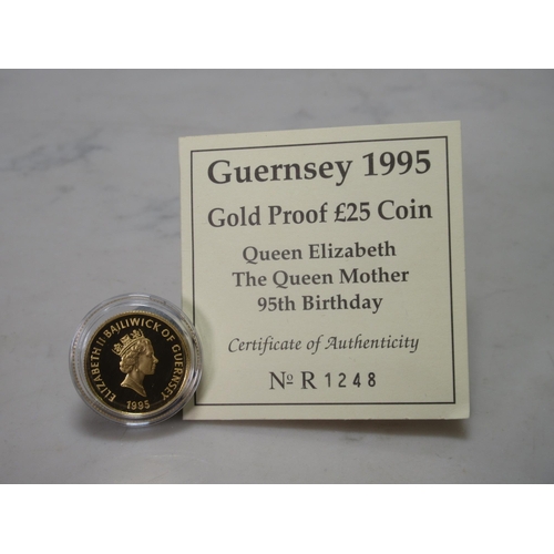 252 - QEII, Guernsey Gold Proof 1995 £25 coin, with COA