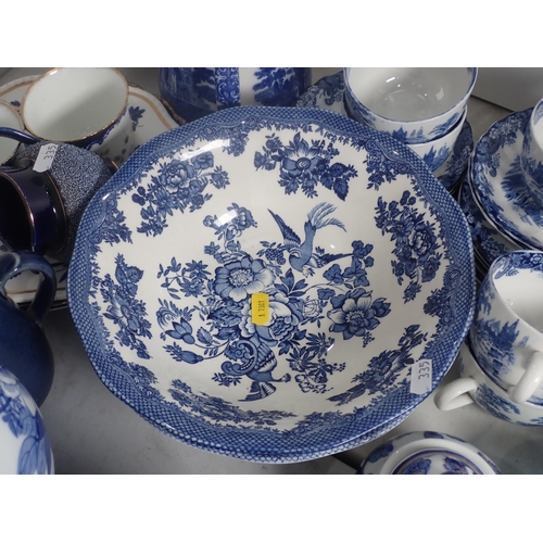 335 - A quantity of blue and white ware including Bowls, Teapot, Cups and Saucers, etc