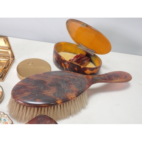 349 - A quantity of tortoiseshell and simulated tortoiseshell Dressing Table Accessories and a quantity of... 