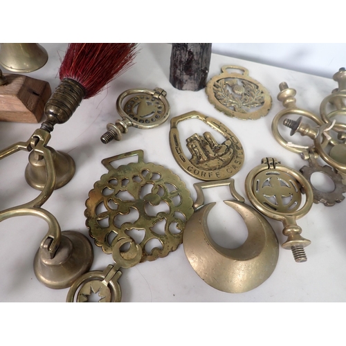 665 - A quantity of Horse Brasses, and other related items.