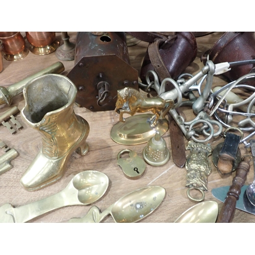 687 - A box of assorted Metalware including, Candlesticks, Kettles, two oak Biscuit Barrels, Vases, Irons,... 