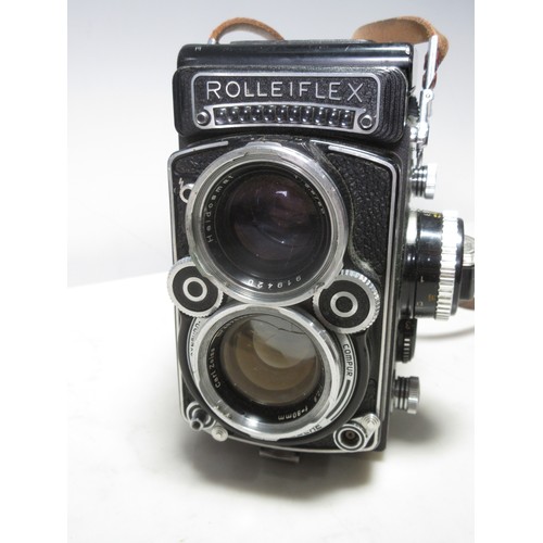 279 - A Rolleiflex twin lens Reflex Camera with 2.8/80 lenses