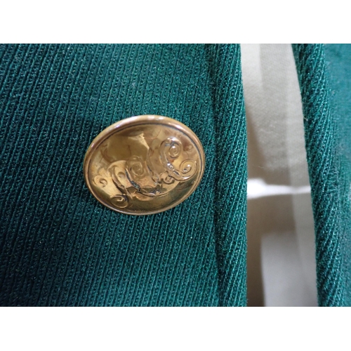 1376 - A Heythrop Hunt green Coat with brass H.H. buttons