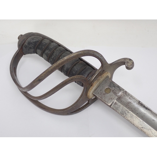 1261 - An Artillery Officer's Sword by Daniel & Co., lacking scabbard