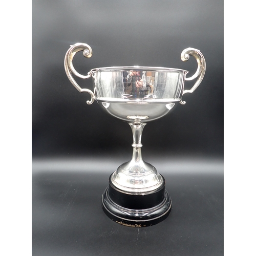 29 - An Edward VII silver two handled Trophy with presentation inscription, Kington Horse Show, London190... 