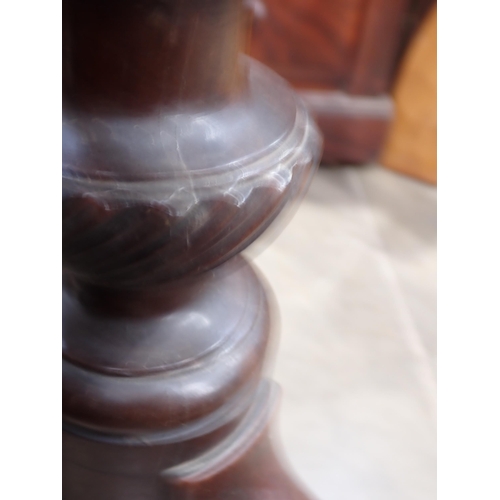 460 - A George II mahogany Pillar Table with circular top, mounted on bird cage action and turned column, ... 