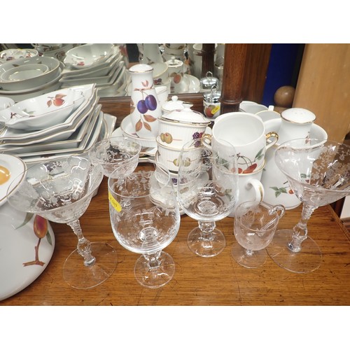 243 - A quantity of Royal Worcester Evesham Tableware, Stanley Tea Service, Noritake Dinnerware and variou... 