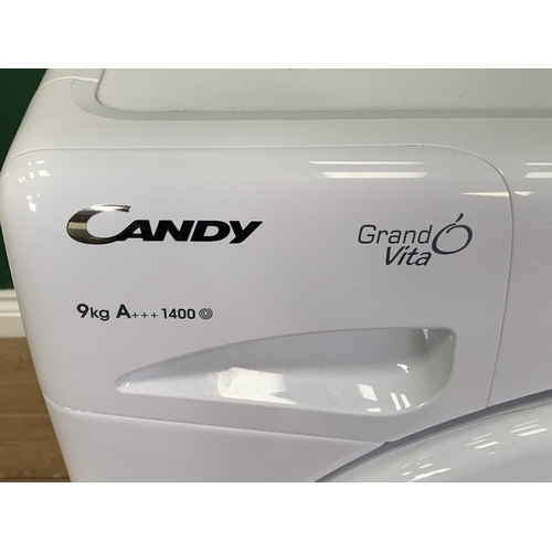 581 - A Candy Grand Vita 9kg Washing Machine. Passed PAT