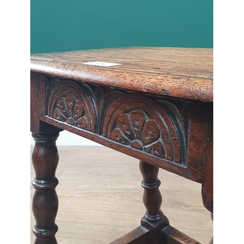 624 - An oak Joint Stool in the 17th Century style 1ft 6in W x 1ft 6in H