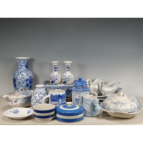 271 - A quantity of blue and white transfer decorated Plates, Tureens, pair of Vases, another baluster Vas... 