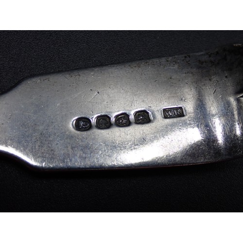 134 - A George III silver Fish Slice fiddle pattern engraved initials London 1818, maker: W.K.