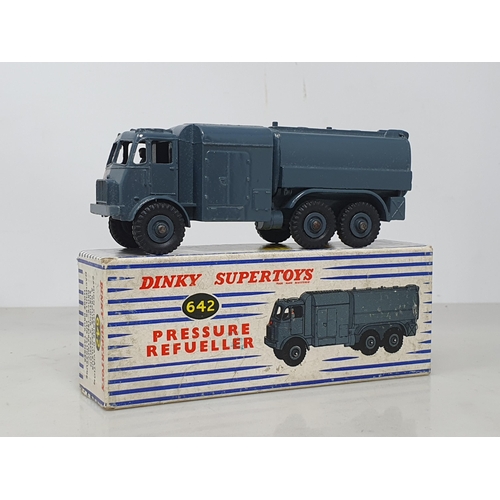 101 - A boxed Dinky Toys No.642 Pressure Refueller
