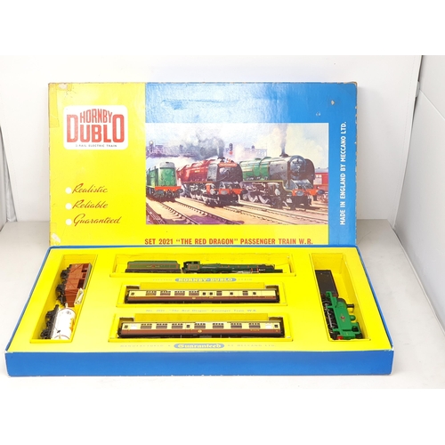 113 - A boxed Hornby Dublo 2021 'The Red Dragon' Passenger Set, lacking track, with a BR green 0-6-0T and ... 