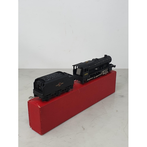 115 - A boxed Hornby Dublo 2225 8F 2-8-0 BR Locomotive with instructions