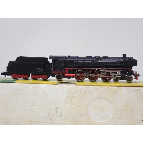 136 - Minitrix N gauge 2900 4-6-2 BR01 Locomotive, boxed