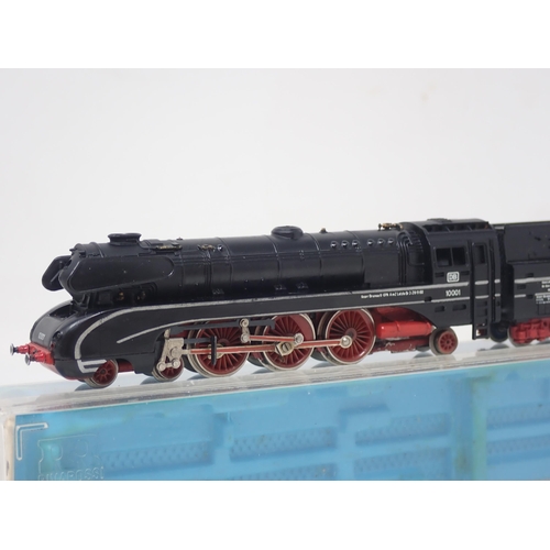 137 - Rivarossi 2193 N gauge 4-6-2 BR10 Locomotive, boxed