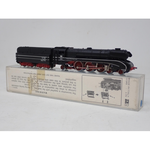 137 - Rivarossi 2193 N gauge 4-6-2 BR10 Locomotive, boxed