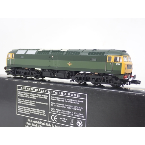 144 - Graham Farish N gauge Class 47 diesel Locomotive in BR two tone green livery, boxed