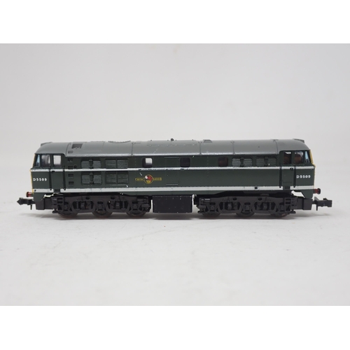 149 - Lima N gauge Class 31 diesel Locomotive in BR green livery, boxed