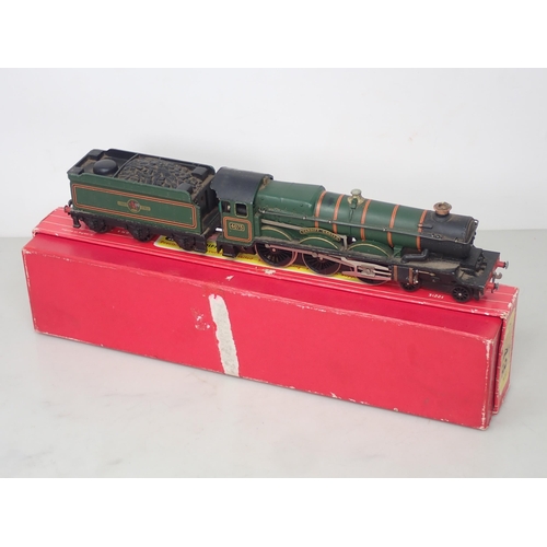 515 - Hornby Dublo 2221 'Cardiff Castle' Locomotive, boxed and 2224 2-8-0 8F Locomotive, boxed with instru... 