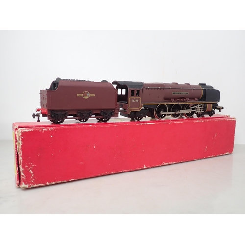 516 - Hornby Dublo 2226 'City of London' Locomotive, boxed with instructions