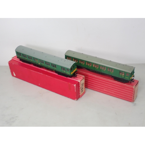 517 - Hornby Dublo 2250 Electric Motor Coach, boxed together with 4150 Electric Trailer Coach