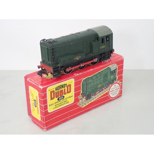 519 - Hornby Dublo 2218 2-6-4T Locomotive No.80033, boxed and a 2231 diesel Shunting Locomotive, boxed wit... 