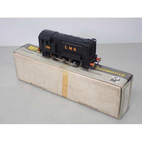 521 - Wrenn W2207 Southern 0-6-0T Locomotive, boxed with instructions; and W2233 0-6-0 diesel Shunter, box... 