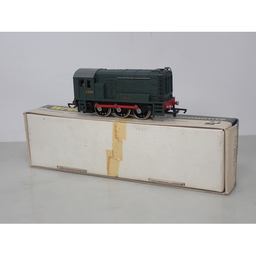 522 - Wrenn 00 gauge W2217 LNER 0-6-2T Locomotive, boxed with instructions; and W2231 0-6-0 diesel Shunter... 