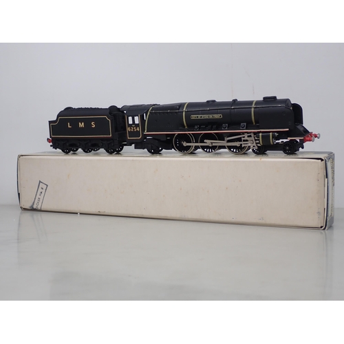 526 - Wrenn 00 gauge W2227 LMS black 'City of Stoke on Trent Locomotive, boxed