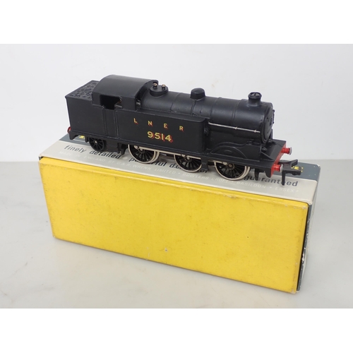 531 - Wrenn 00 gauge W2217 0-6-2T in LNER black livery, boxed; and Wrenn W2230 Bo-Bo diesel electric Locom... 