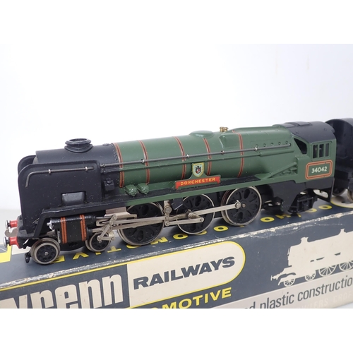 538 - Wrenn W2237 West Country Class Locomotive 'Dorchester', boxed with instructions