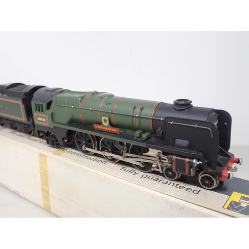 538 - Wrenn W2237 West Country Class Locomotive 'Dorchester', boxed with instructions