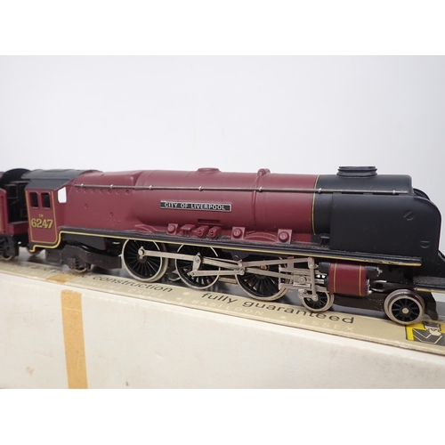 539 - Wrenn 00 gauge W2242 'City of Liverpool' Locomotive in LMS maroon livery, boxed with instructions