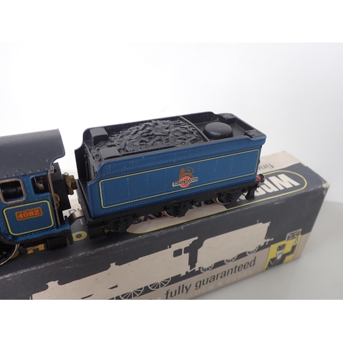 542 - Wrenn 00 gauge W2223 'Windsor Castle' Locomotive in BR blue livery, boxed with instructions