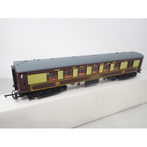 546 - Wrenn W3007/7 The Brighton Belle brown and cream Pullman set, boxed