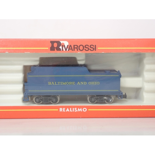 549 - Rivarossi 1220 HO scale Baltimore & Ohio 4-6-2 Pacific Locomotive, boxed