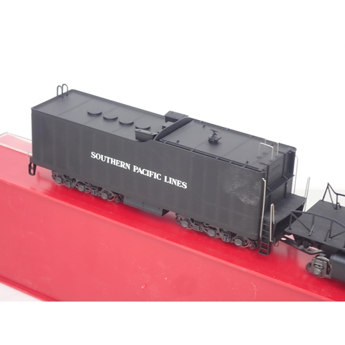 552 - Rivarossi 1248 HO scale 4-8-8-2 Cab Forward AC11 Locomotive in Southern Pacific Lines livery, boxed