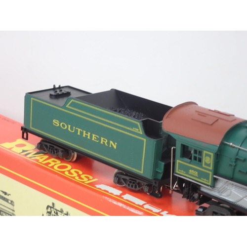 555 - Rivarossi 1230 HO scale 2-8-2 heavy Mikado Locomotive in Southern Railway livery, boxed