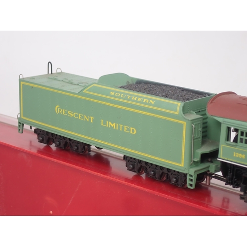 557 - Rivarossi 1285 HO scale 4-6-2 Heavy Pacific Locomotive in Southern Crescent R.R. livery, boxed (box ... 