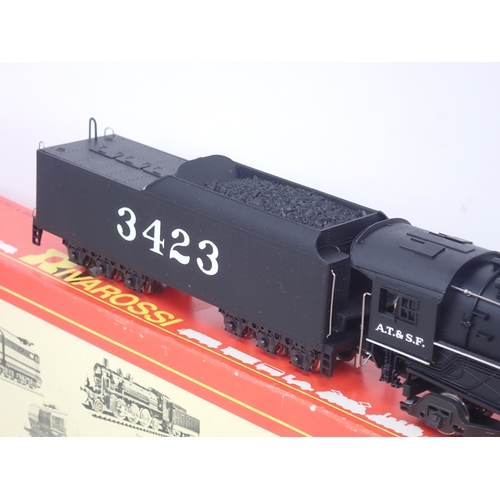 559 - Rivarossi 1283 HO scale 4-6-2 heavy Pacific Locomotive in Atchison Topeka and Santa Fe livery, boxed