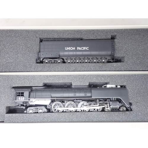 568 - Rivarossi 5428 HO scale 4-8-4 FEF 3 Union Pacific Locomotive, boxed; and Rivarossi 5446 4-6-4 Hudson... 